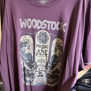 Torrid Purple Woodstock tee Sz 3 so cute !